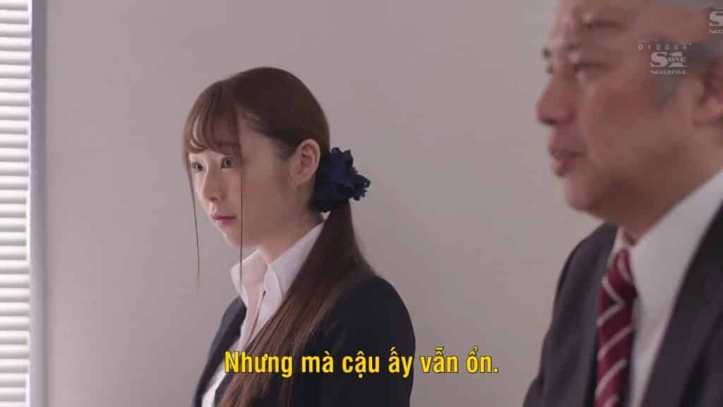 Cô thư ký xinh đẹp gợi tình lão sếp hồi xuân